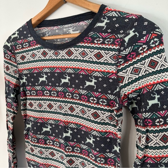 Old Navy Holiday Thermal Long Sleeve Tee - Picture 2 of 8